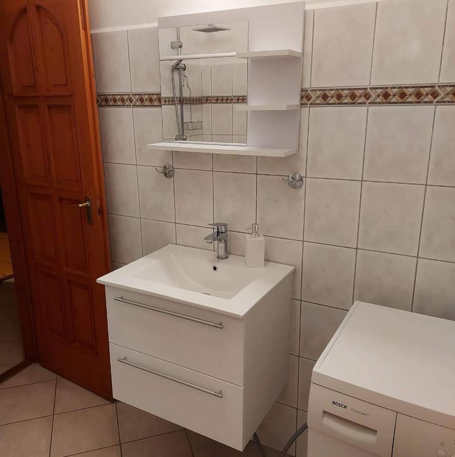 Rege Apartman 2 Alsóörs Zewnętrze zdjęcie