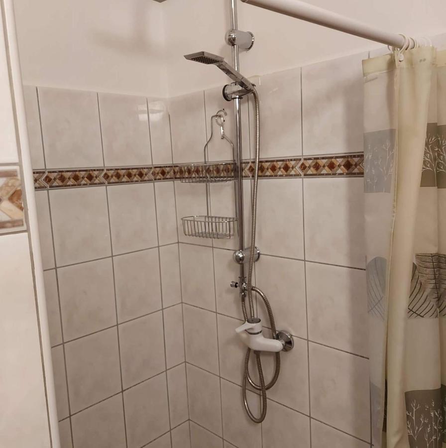 Rege Apartman 2 Alsóörs Zewnętrze zdjęcie