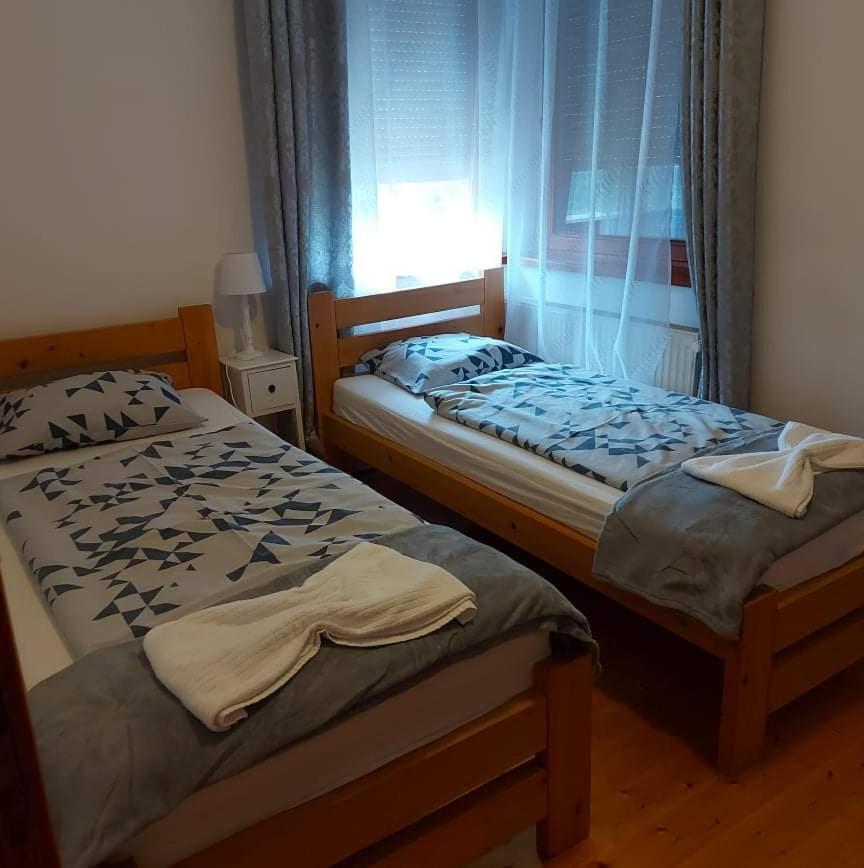 Rege Apartman 2 Alsóörs Zewnętrze zdjęcie